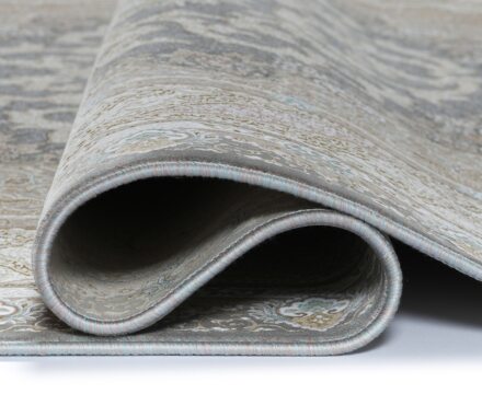 G145 square MELANJ / P