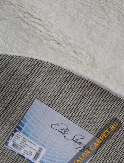 00000A oval WHITE / WHITE.