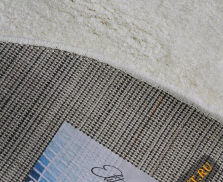 00000A oval WHITE / WHITE.