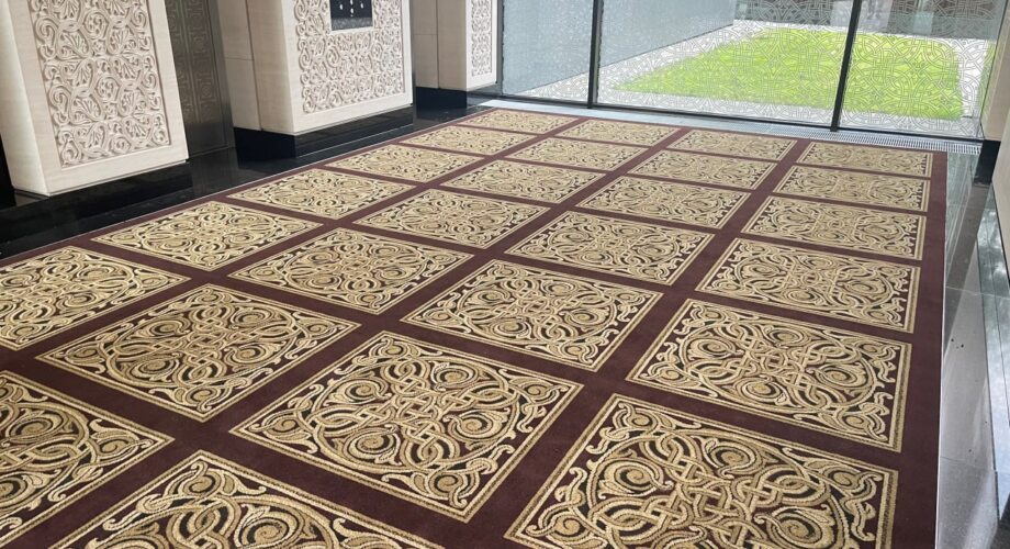 Услуги при покупке ковров, ковролина и ковровых дорожек.