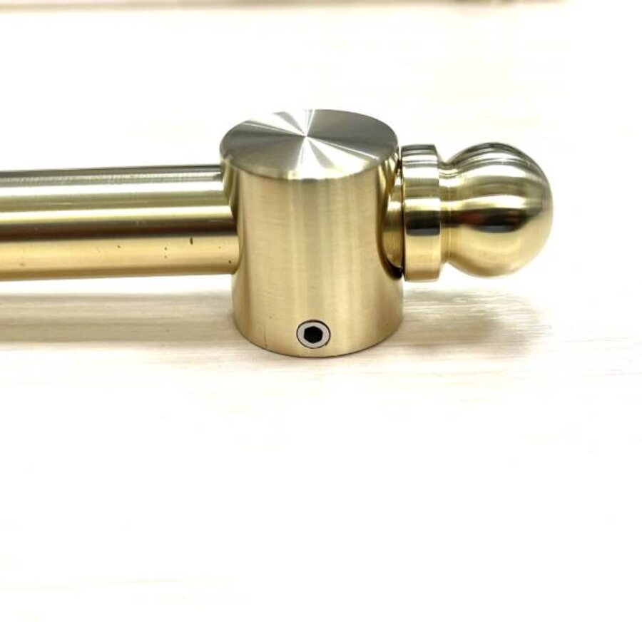 Длина 0,7 м. Ковродержатель из латуни L018 Пруток 12 мм