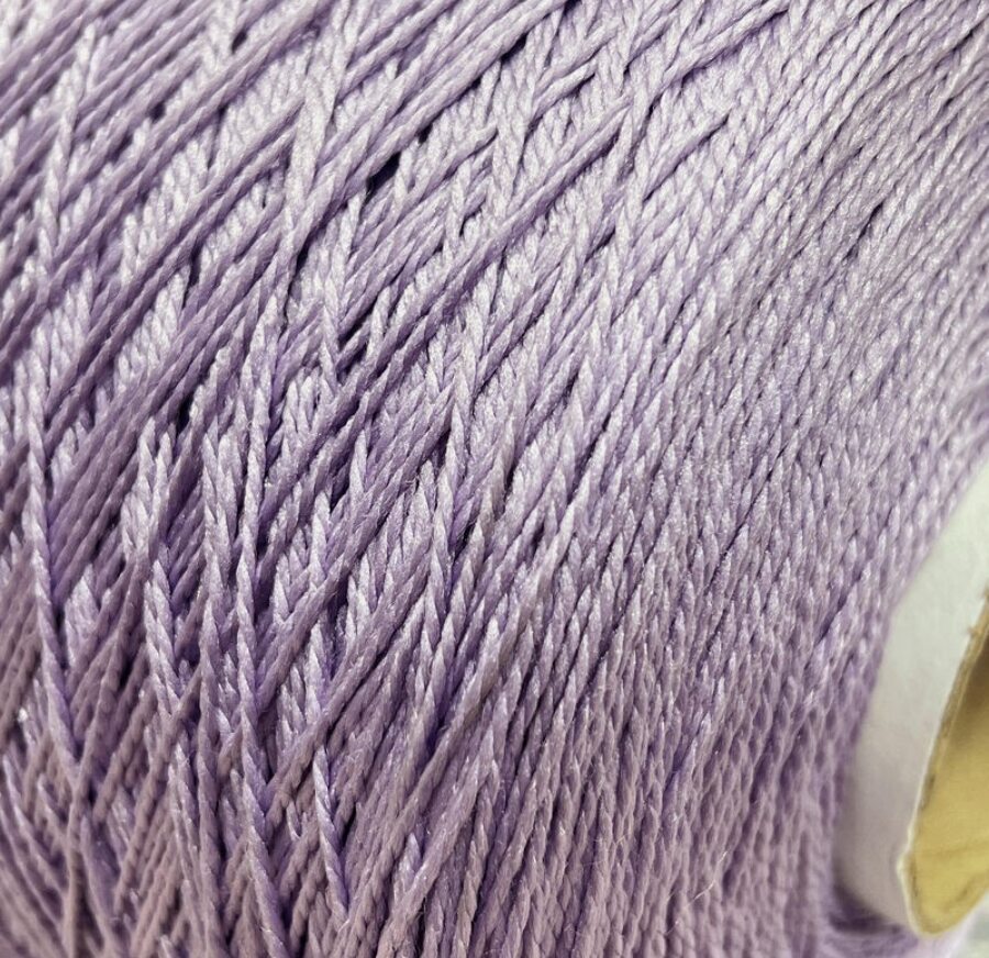 Нитки для оверлока шегги 1056-20