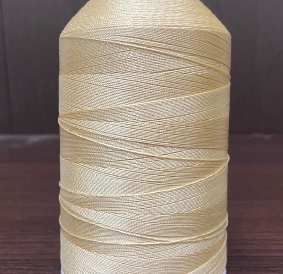 Лавсановая нить для оверлока светло бежевая Вторичная