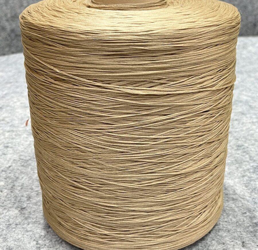 Нитки для оверлока  1370