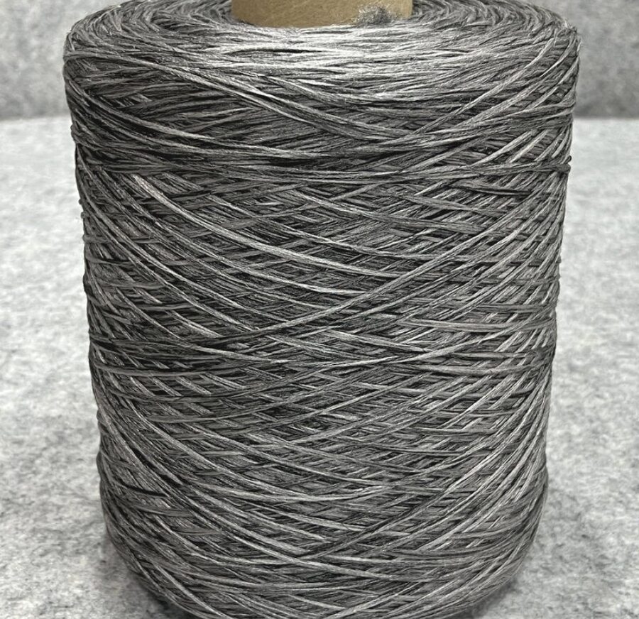 Нитки для оверлока 4228