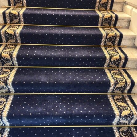 Ковровая дорожка «Акварель»: индивидуальный проект для салона модной одежды