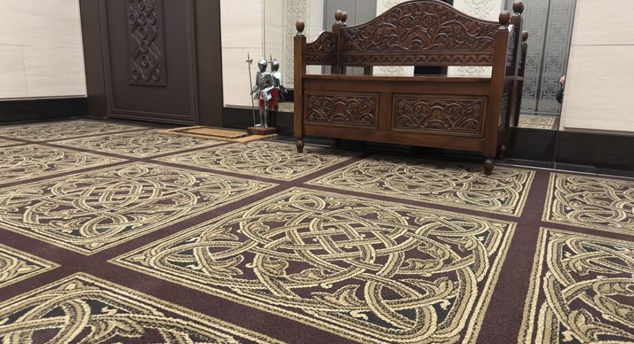 Укладка ковров в холле элитного дома на Гранатном переулке, Москва