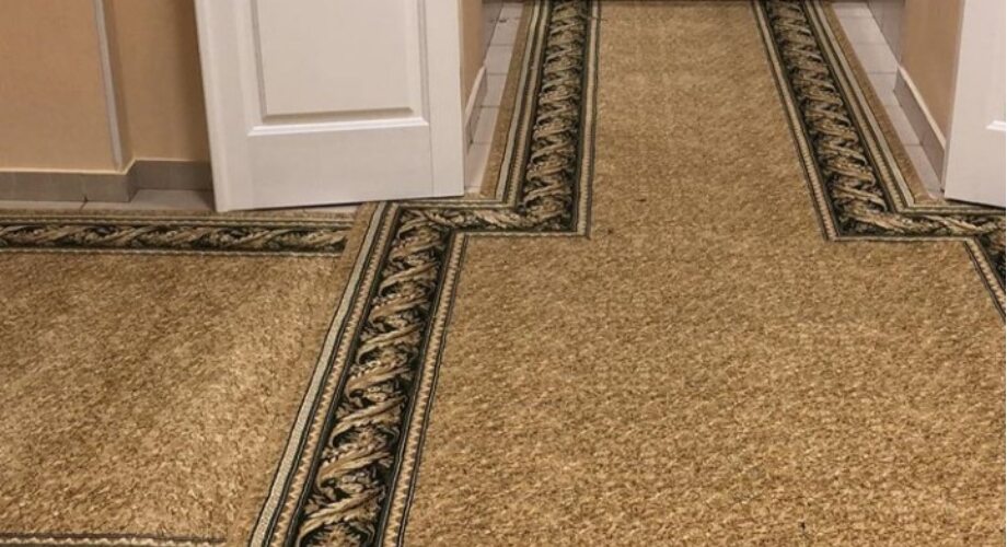 Замена ковровой дорожки в здании Генеральной прокуратуры РФ на Петровке.