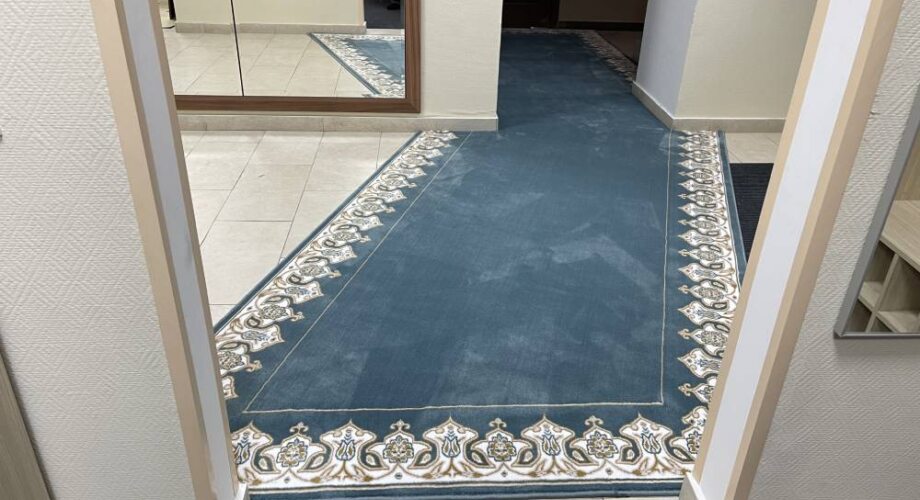 Изготовление и монтаж ковра неправильной формы