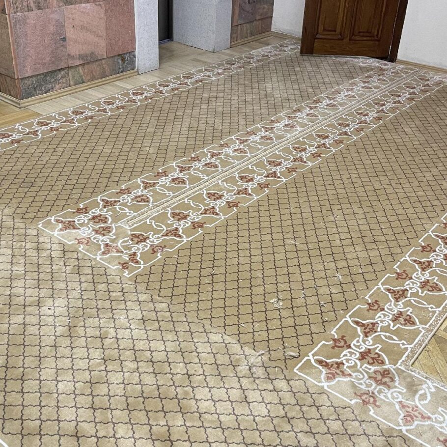 Укладка ковровых дорожек в учреждении г.Казань