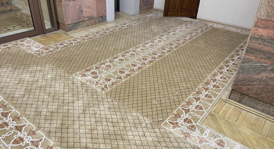 Укладка ковровых дорожек в учреждении г.Казань