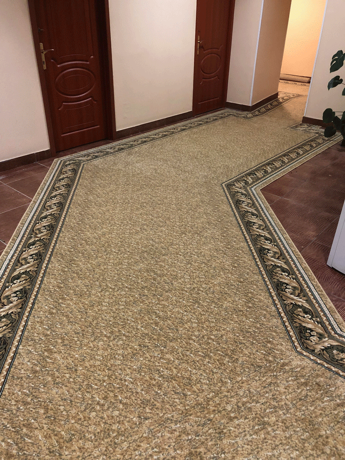Спецмонтаж-ковровой-дорожки-с-поворотами.gif