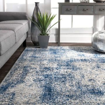 Синий ковер в интерьере