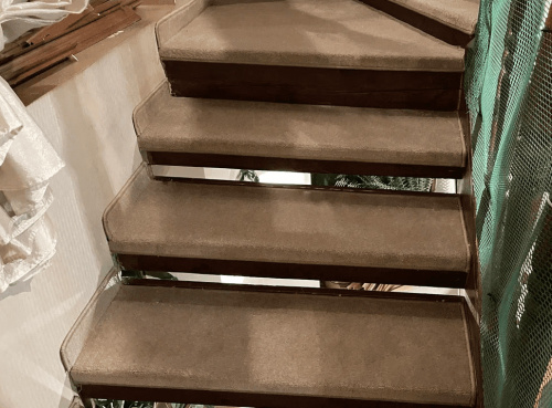 Накладки с загибом на всю ширину ступени фото 7