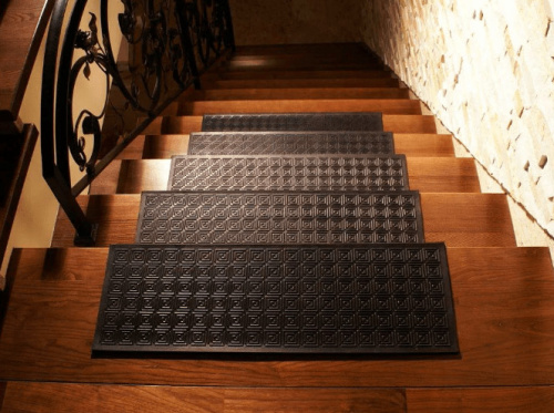 Резиновые накладки на ступени Модерн с загибом фото 6