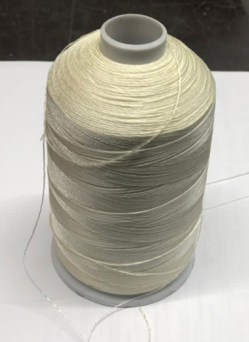 Лавсановая нить для оверлока Вторичная слоновая кость