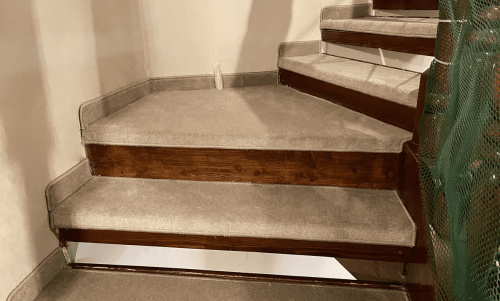 Накладки с загибом на всю ширину ступени фото 4