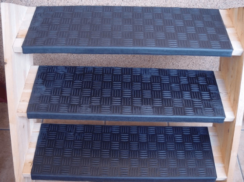 Резиновые накладки на ступени Крестики с загибом фото 4