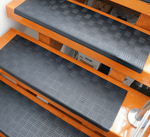 Резиновые накладки на ступени Крестики с загибом