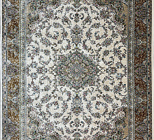 Qum G438 C