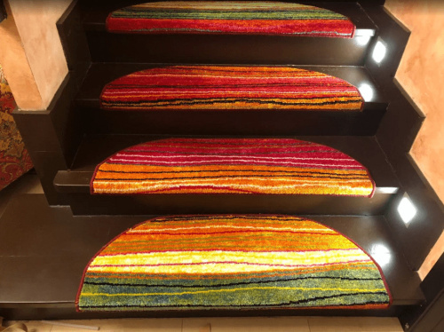 Накладки скругленной формы с загибом