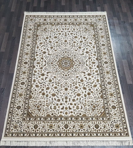 Lustrous 0585_595880